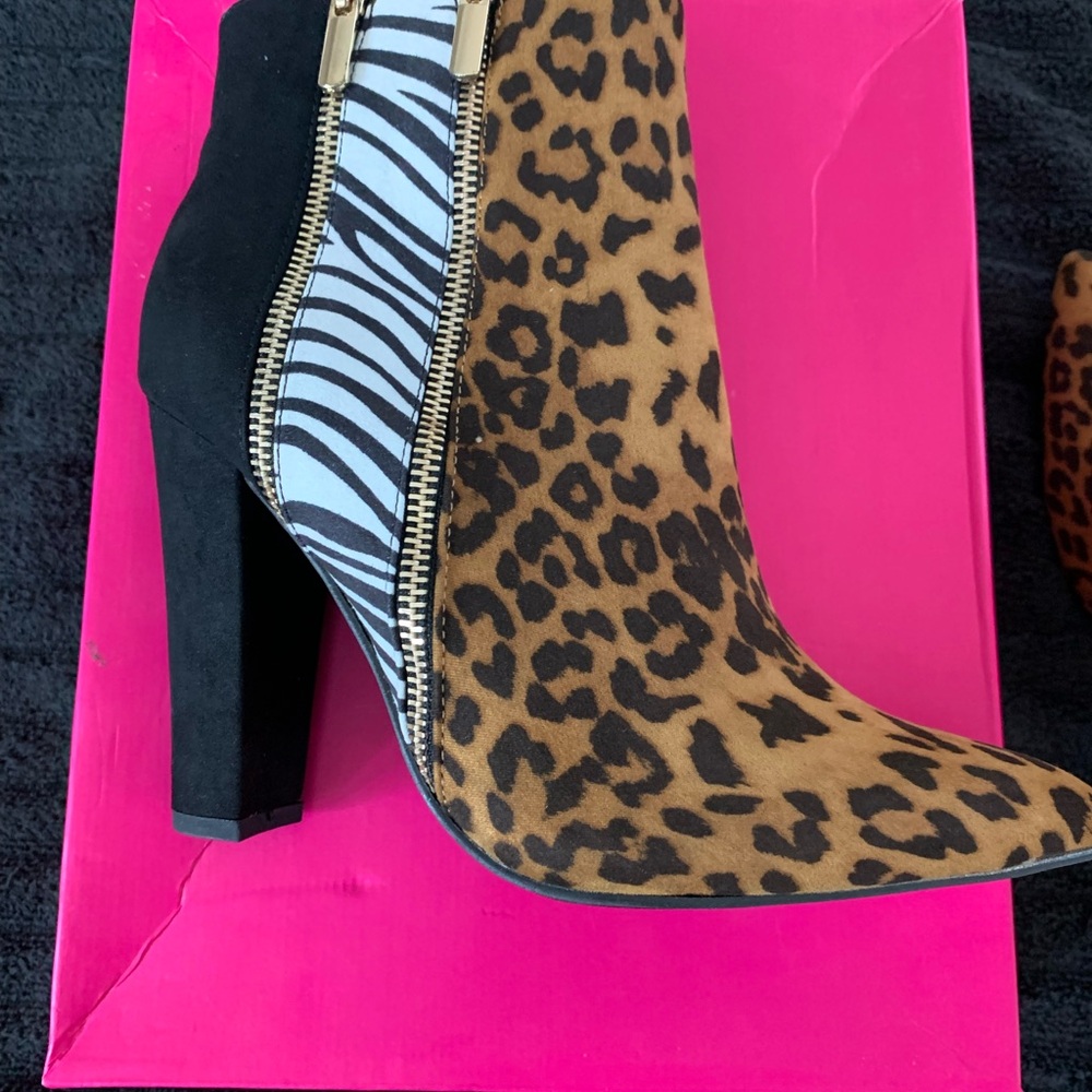 Shoe Dazzle Animal Multi Heeled Boots